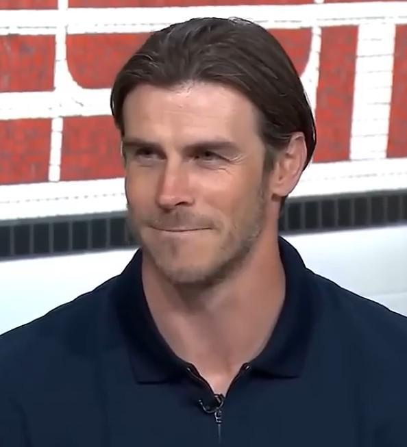 OD体育入口-贝尔谈皇马任意球分工：右边归我，左边归C罗，中间靠猜拳决定