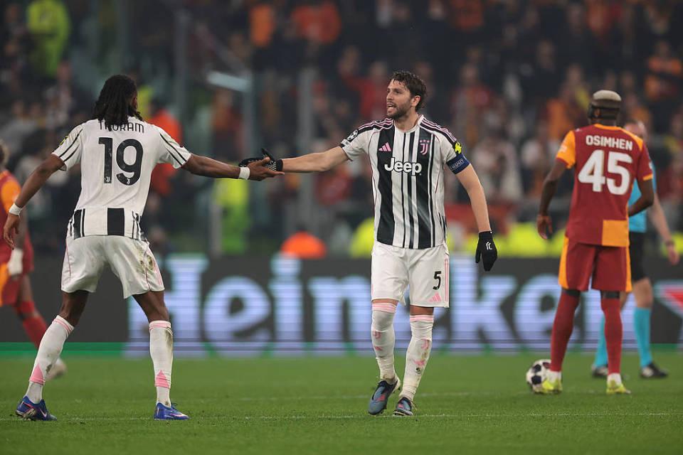 OD体育入口-尤文无缘欧冠16强！少打1人连扳3球+一度追平，加时赛崩盘连丢2球